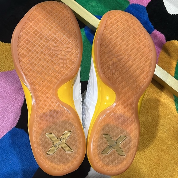 Gently used Kobe Bryant shoes for men high top all white with custom yellow - Picture 7 of 9